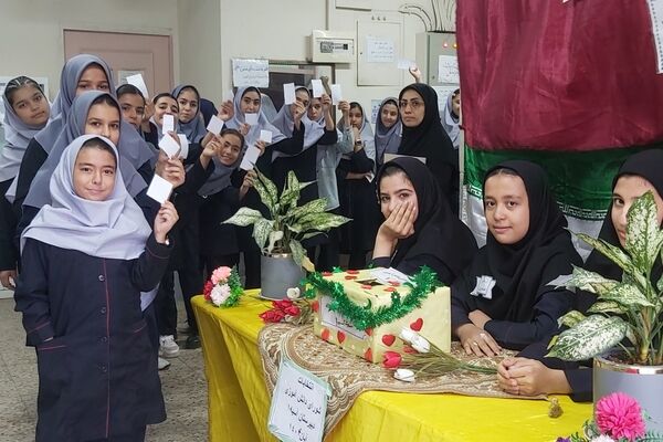 جلوه‌هایی از انتخابات شورای دانش‌آموزی در مدرسه حضرت آسیه(س) قم
