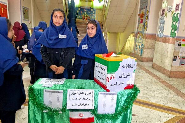 از کلاس تا صندوق رأی؛ تمرین مسئولیت در مدارس فشافویه