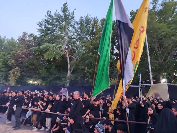 روضه مصور روز عاشورا همراه با مراسم خیمه‌سوزان در مشهد 