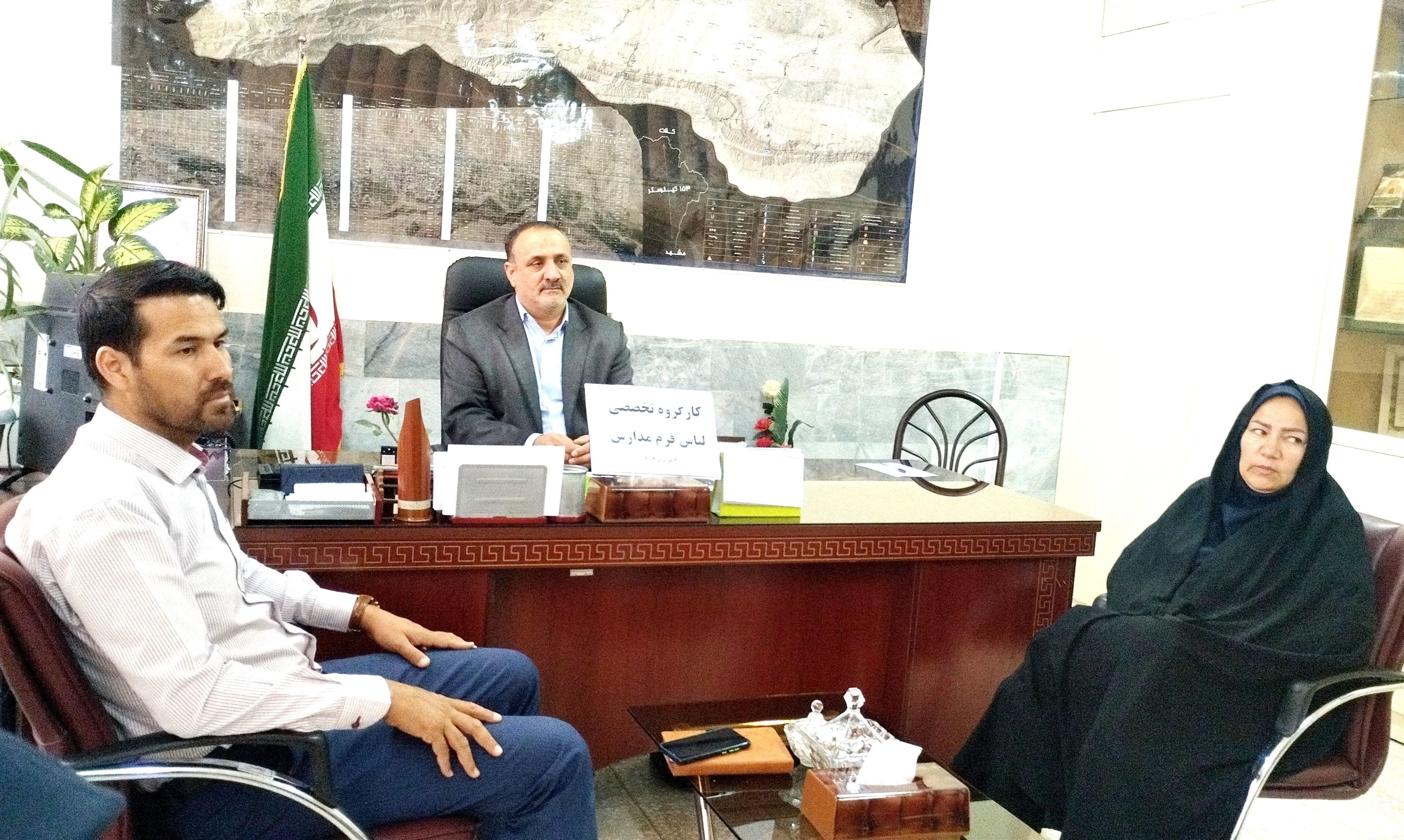  الگوی پوشش ایرانی و اسلامی در لباس فرم دانش آموزان مدنظر مدیران باشد