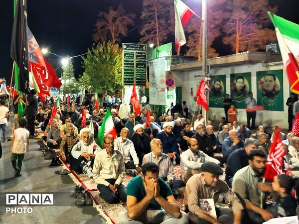 عزاداری دهه آخر ماه صفر در خیابان 