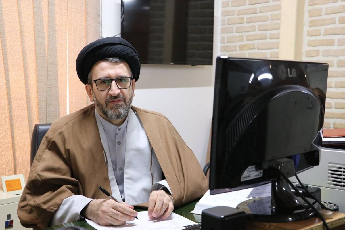 رادیو معارف؛ پیشرو در تبیین شعار سال 