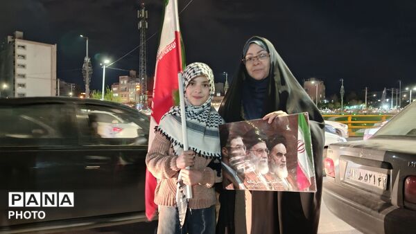 از کودک تا پیر، حضور هر ایرانی در دفاع از آرمان‌ها