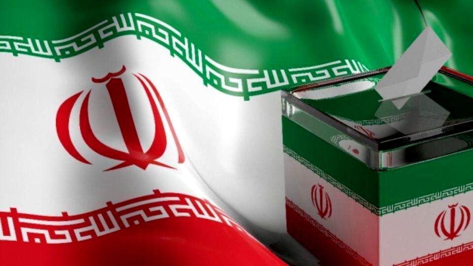 رهبر قنبری: رئیس‌جمهور آینده باید اجازه دهد عرصه هنر توسط هنرمندان اداره شود 