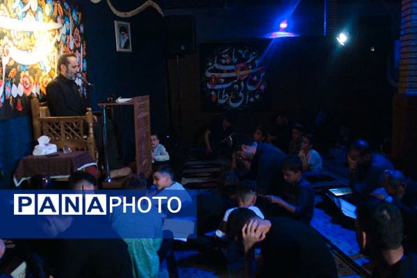 مراسم احیای شب قدر  در مسجد حضرت علی اکبر(ع)