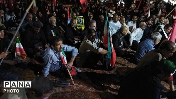 شب های مقاومت در بلوار فضل نیشابور 