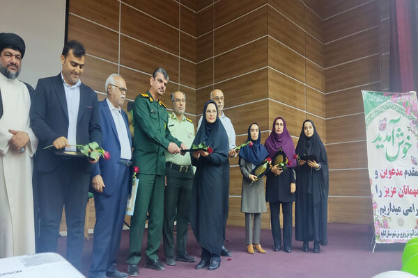 تجلیل از معلمان نمونه شهرستان گناوه