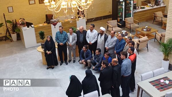 معلم، ستون جامعه؛ جشنی برای تقدیر از سال‌ها خدمت و ایثار