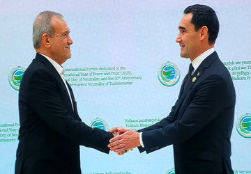 اعتماد مشترک تضمین‌کننده صلح و ثبات میان ملت‌ها خواهد بود