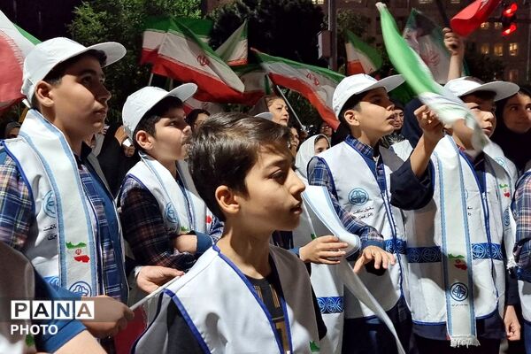 رجزخوانی و حضور پرشور سفیران سلامت منطقه کهریزک 