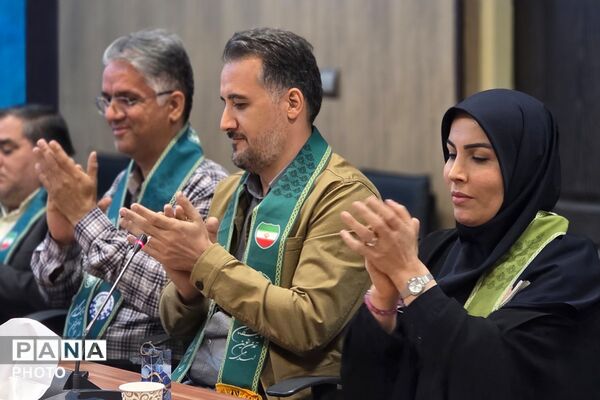 گرامیداشت سالروز تاسیس سازمان دانش‌آموزی در بهارستان دو