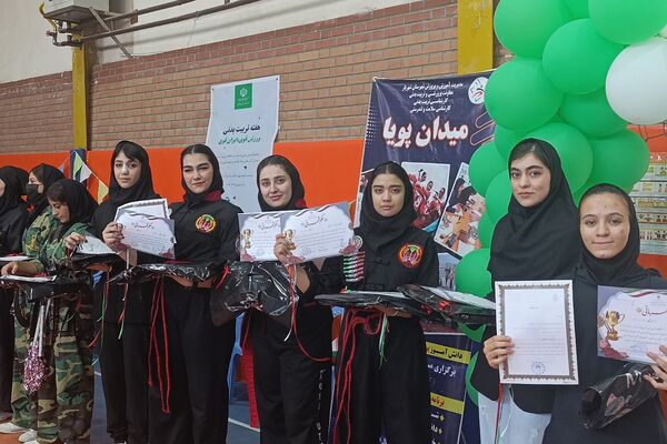 اختتامیه طرح میدان پویا در هنرستان هاجر نصیر‌آباد 