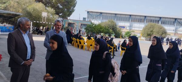 زنگ جوانه‌ها در گناباد به صدا در آمد