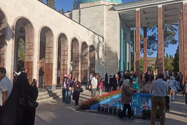 به مناسبت هفته سعدی شیرازی 