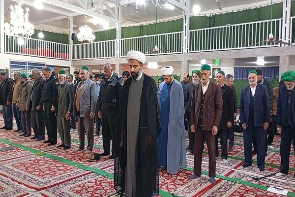 اقامه نماز جمعه در شهر بار نیشابور