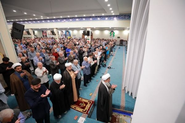 نماز جمعه ساوجبلاغ؛ تجلی معنویت، بصیرت و وحدت