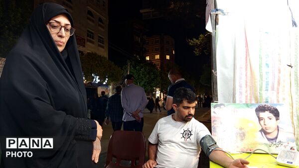 شبی دیگر از همبستگی مردم و تجدید بیعت با رهبری در بروجرد