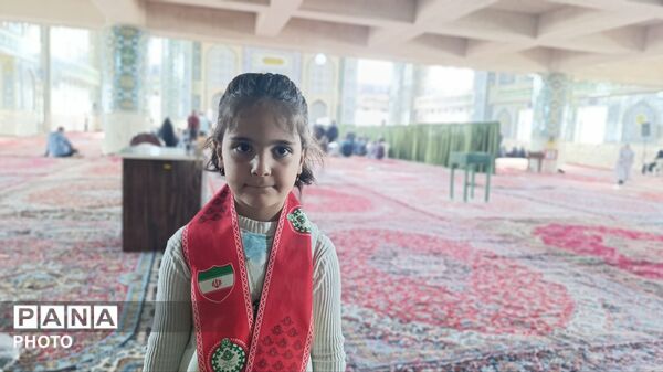 حضور پیشتازان کوچک در آیین عبادی‑سیاسی نماز جمعه