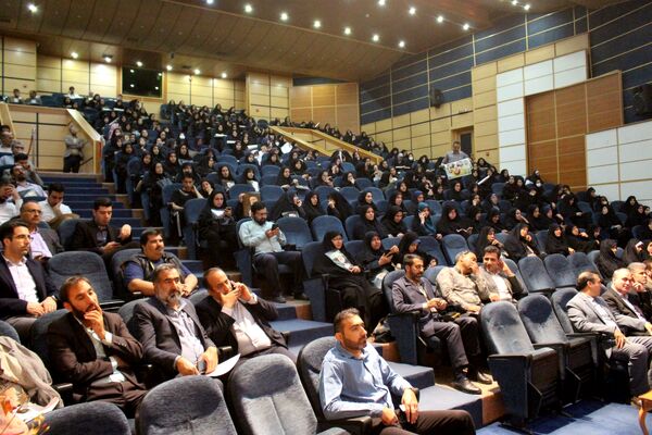 همایش استانی « شهدای خدمت، خادمان حرم ایران » 