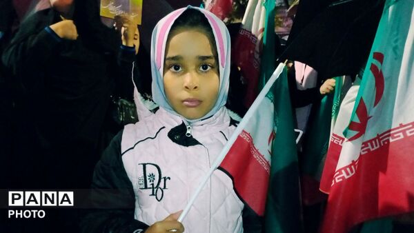 حضور پررنگ کودکان و نوجوان در تجمعات شبانه 
