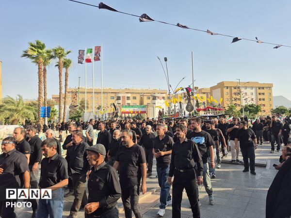 گلستان شهدا میزبان کاروان تاسوعای حسینی شد