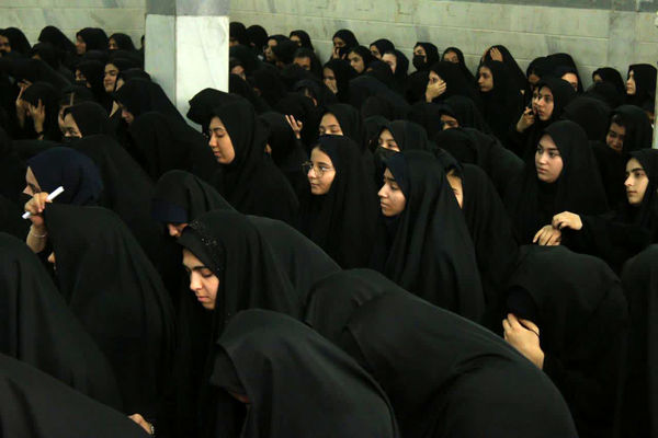 جلوه‌هایی از یادواره شهدای دبیرستان سید احمد فاتحی یک قم