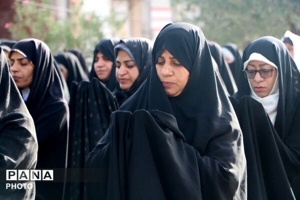 شکوه بندگی در عید قربان؛ فهرج یکپارچه غرق در نیایش شد