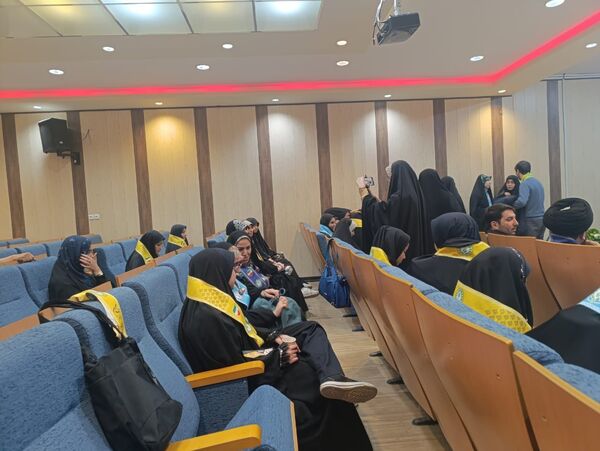 انتخابات هیات رئیسه مجمع دانش‌آموزی استان قم