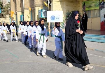 آغاز شورانگیز المپیاد ورزشی درون مدرسه‌ای در دبیرستان مهدی خدابنده 