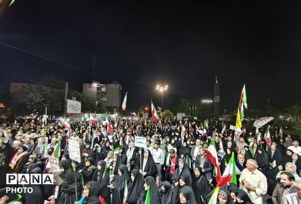 اینجا ایران؛ و نفس میهن و ولایت هنوز بلند است 