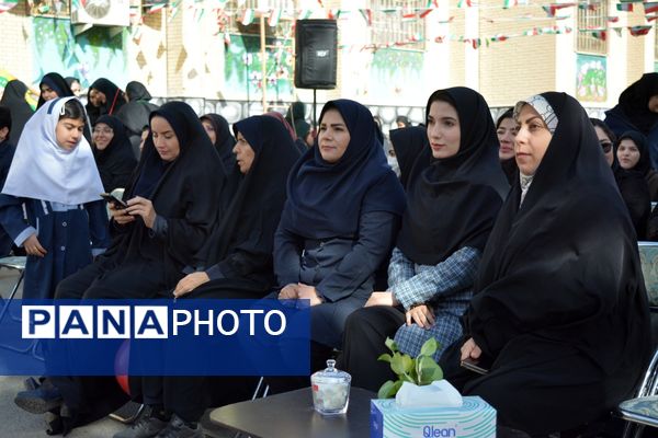 عطر رضوی در جشن نیمه شعبان مدرسه حکمت