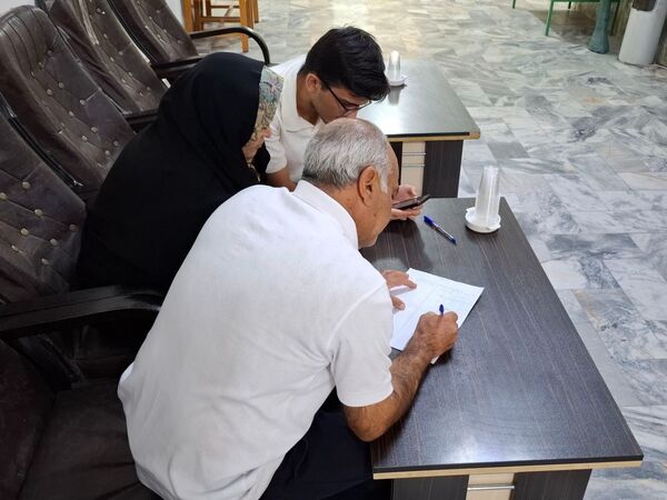 موفقیت دانش‌آموزان ناحیه ۲ در کنکور ‌۱۴۰۴ و انتخاب رشته در مرکز مشاوره رضوان