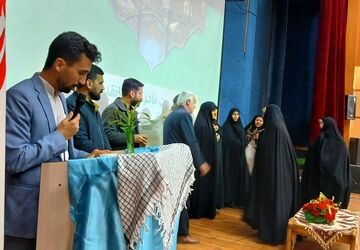 ویژه برنامه روز مادر با محوریت جایگاه زن در فرهنگسرای هنر نظرآباد 