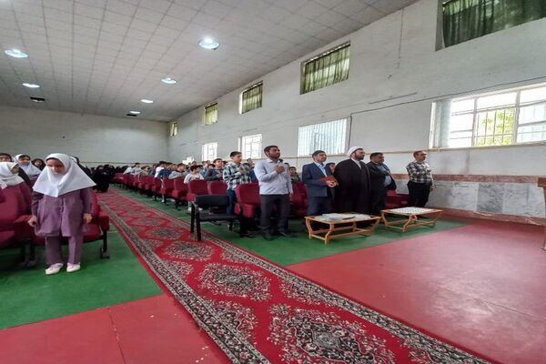 مراسم اختتامیه جشنواره امید فردا و نوجوان سالم در شهرستان فاروج 