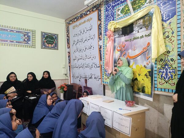 جشن نیمه‌شعبان در دبیرستان دکتر جواد حداد۲ ناحیه پنج مشهد