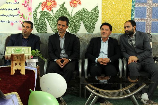 آغاز فعالیت‌های مهارت محور پایگاه تابستانی در دبیرستان توحید یک