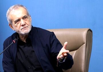 مقاومت در برابر آمریکا مرهون حضور مردم است
