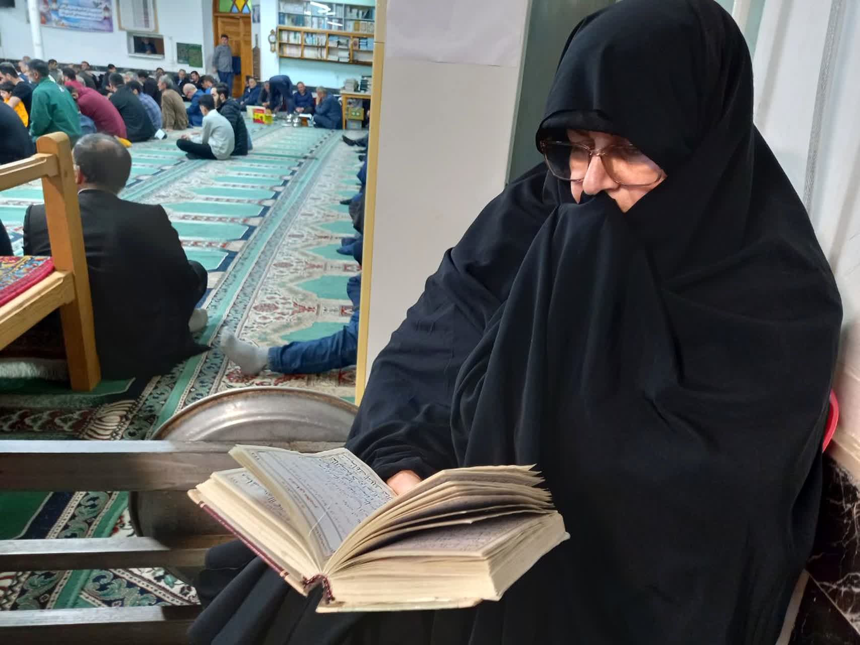 محفل انس با قرآن کریم در بهنمیر