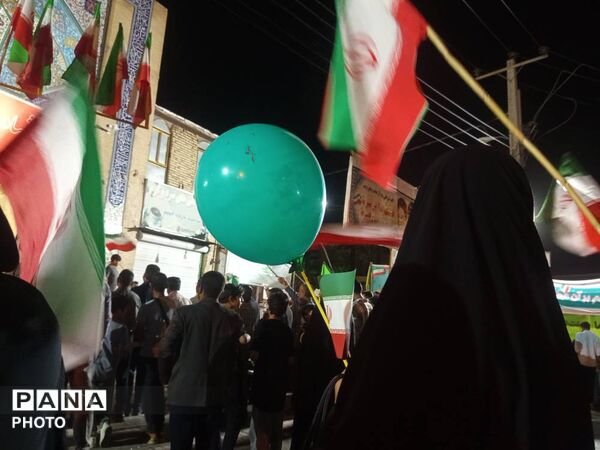 اجلاس سراسری نماز و تجلیل از دانش‌آموزان فعال در حاجی‌آباد