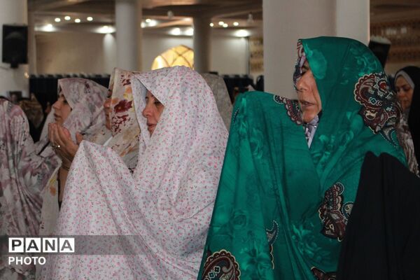 برپایی نماز عبادی و سیاسی جمعه نظرآباد 
