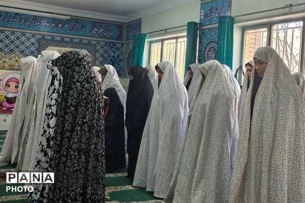 محفل نور در دبستان هدی شهر قدس