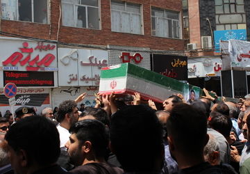 مراسم وداع با پیکر شهدای حمله هوایی رژیم صهیونیستی