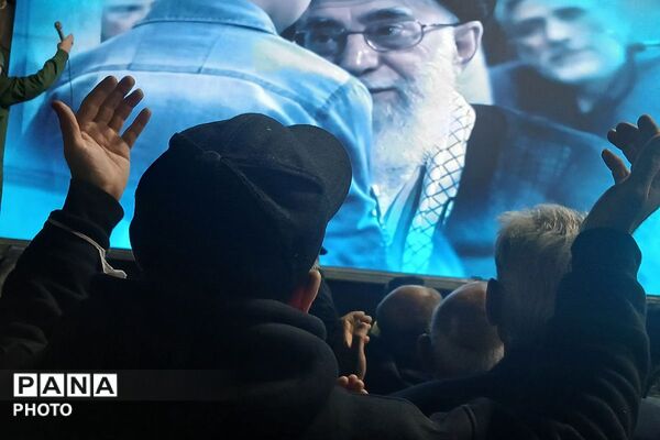 حضور گسترده مردم ورامین در اجتماع حمایت از آرمان های انقلاب اسلامی