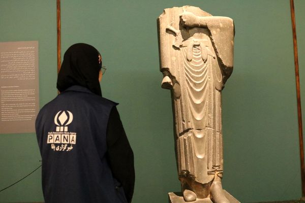 بازدید اعضای گروه ایرانِ جان از موزه ملی ایران 