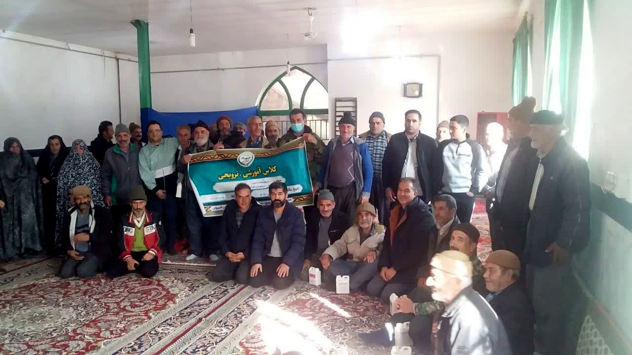 برگزاری کارگاه تخصصی بیماری دام توسط شبکه دامپزشکی شیروان