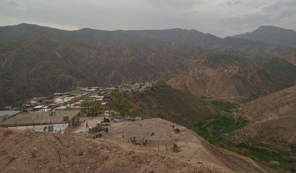طبیعت سر سبز رفن به هنگام بهار