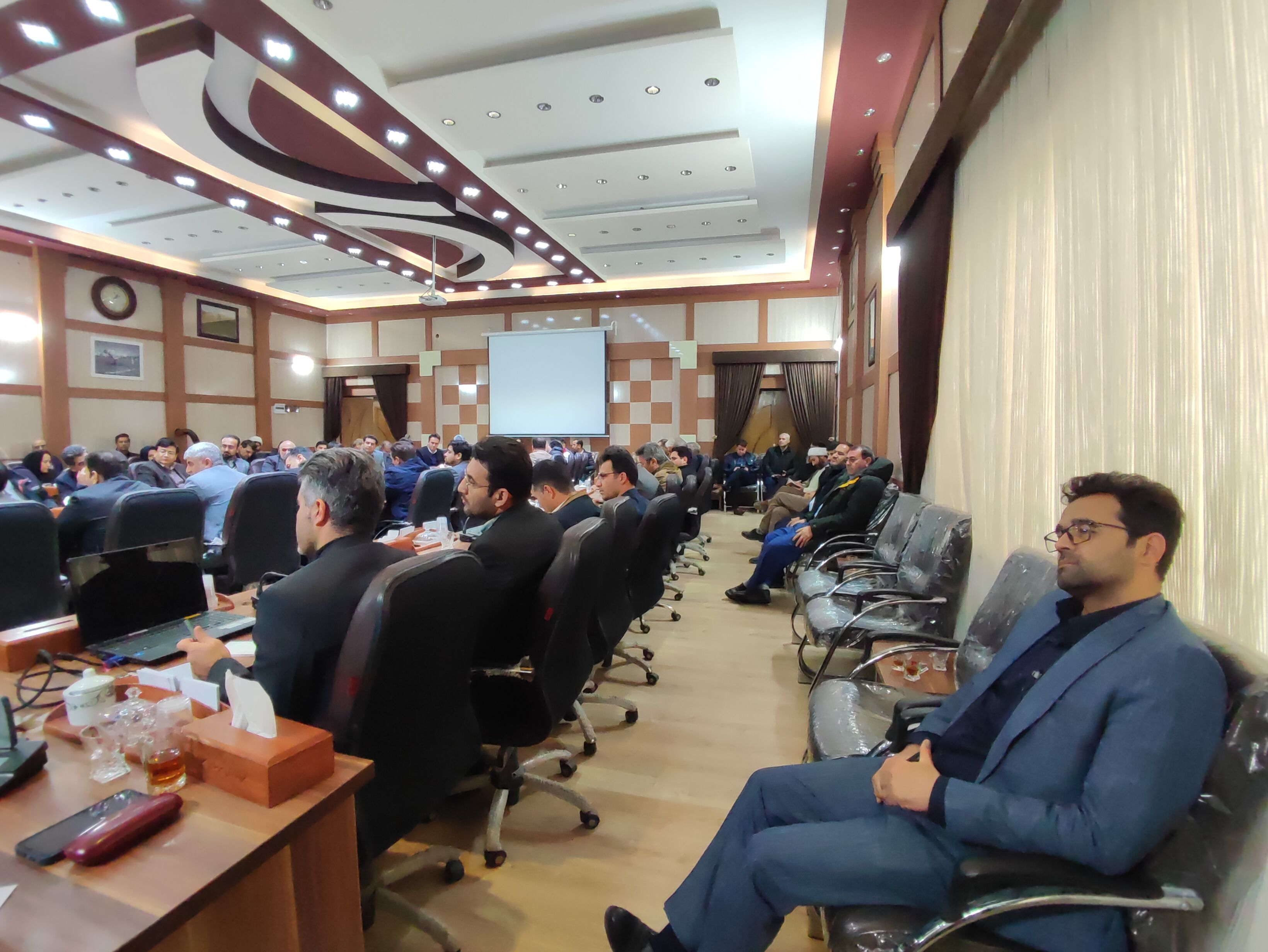 جلسه برنامه‌ریزی شورای اداری شهرستان شیروان با محوریت سفر رئیس جمهوری به خراسان شمالی