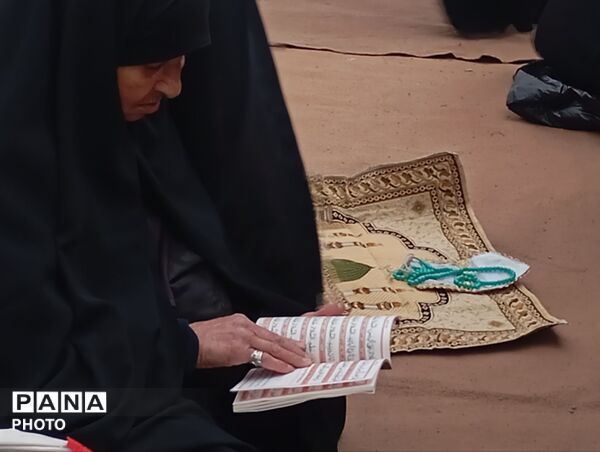 نماز استغاثه در محل حدیث سلسله‌الذهب