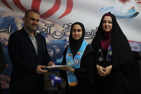 تقدیر از طلایه‌داران آگاهی در مازندران 