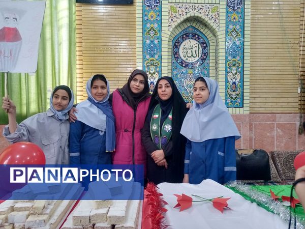 جشن باشکوهی به مناسبت ایام الله دهه  فجر در حسینیه شهر بار